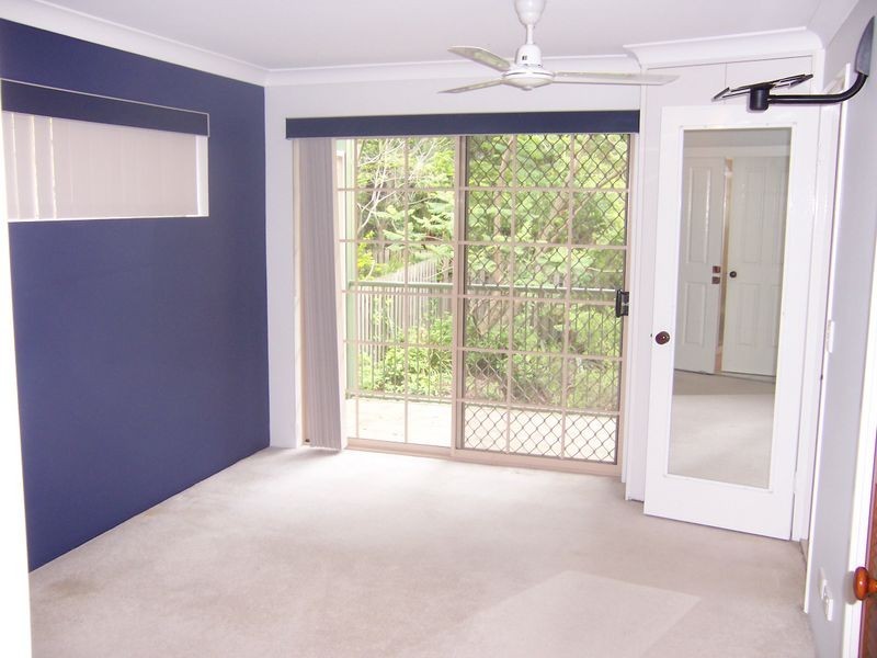 4/111 Central Avenue, Indooroopilly QLD 4068