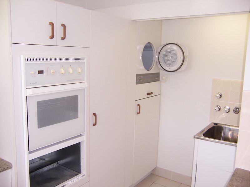 4/111 Central Avenue, Indooroopilly QLD 4068