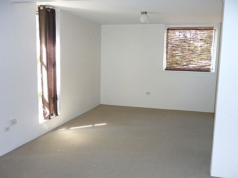 70 Woolley Street, Taringa QLD 4068