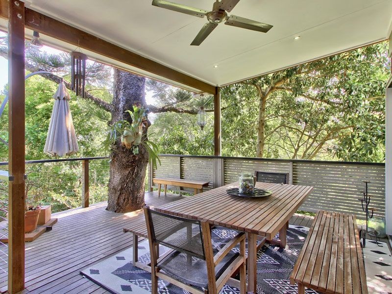 62 Gladstone Street, Indooroopilly QLD 4068