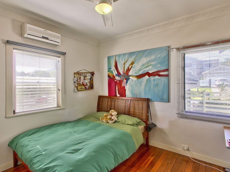 62 Gladstone Street, Indooroopilly QLD 4068