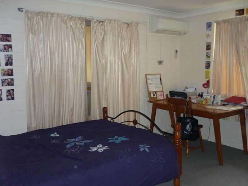 15 Marney Street, Chapel Hill QLD 4069