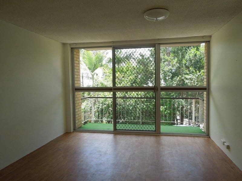 2/9 Broomfield Street, Taringa QLD 4068