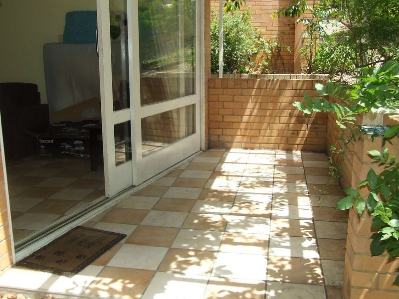 1/225 Carmody Road, St Lucia QLD 4067