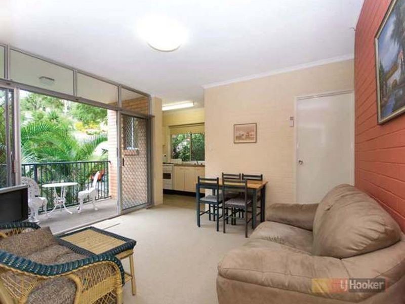 6/104 Gailey Road, St Lucia QLD 4067