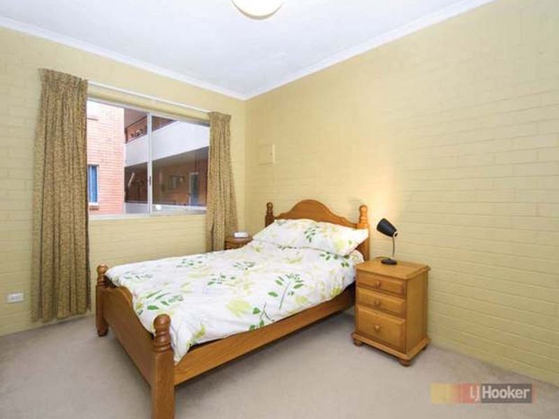 6/104 Gailey Road, St Lucia QLD 4067