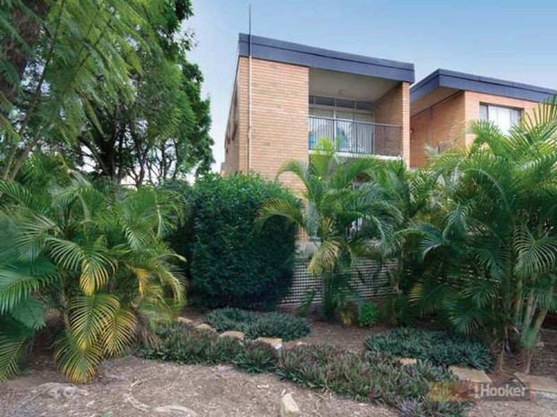 6/104 Gailey Road, St Lucia QLD 4067