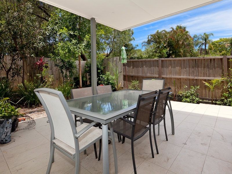 4/51 Lambert Road, Indooroopilly QLD 4068