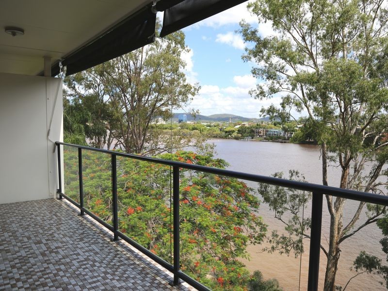 19/136 Macquarie Street, St Lucia QLD 4067