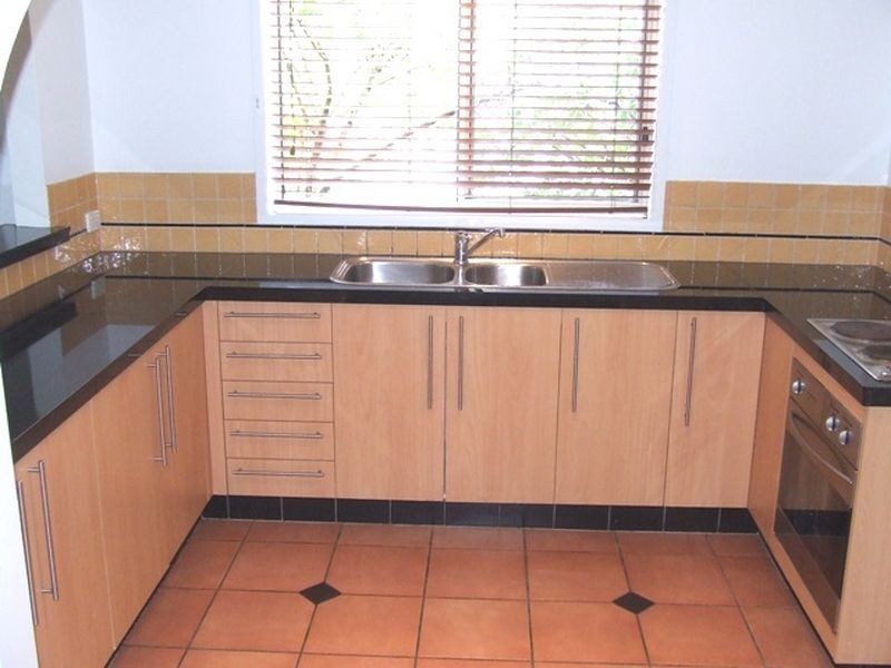 1/17 Grosvenor Street, Balmoral QLD 4171