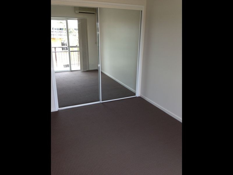 4/12 Augustus Street, Toowong QLD 4066