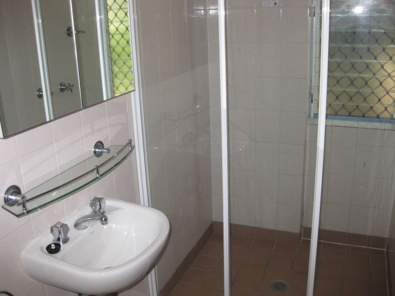 15/2 Waverley Road, Taringa QLD 4068