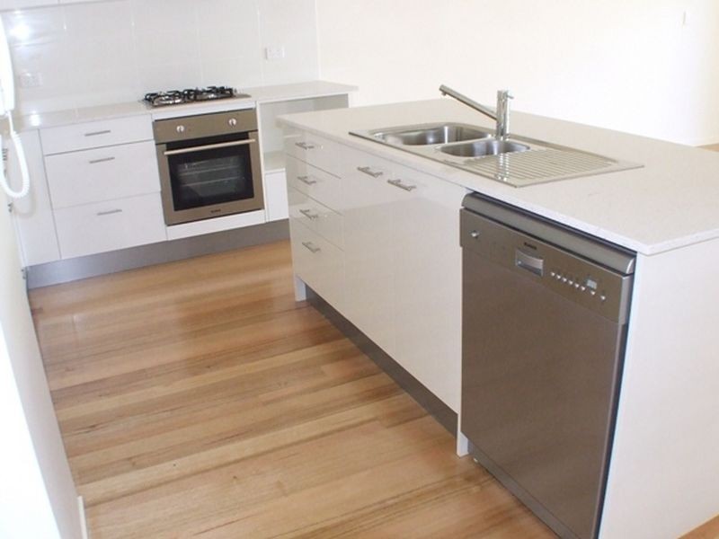 2/54 Terrace Street, Toowong QLD 4066