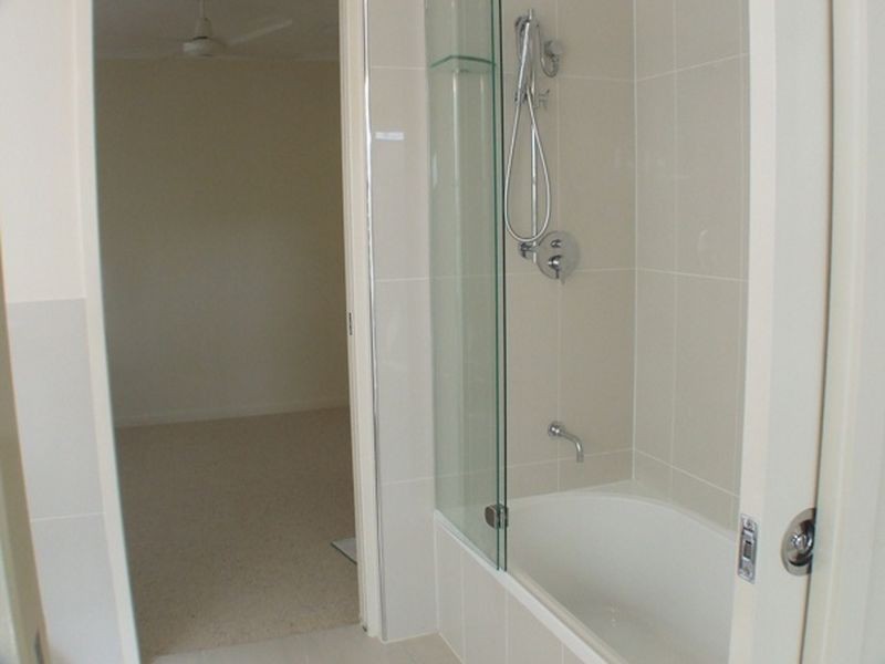 2/54 Terrace Street, Toowong QLD 4066