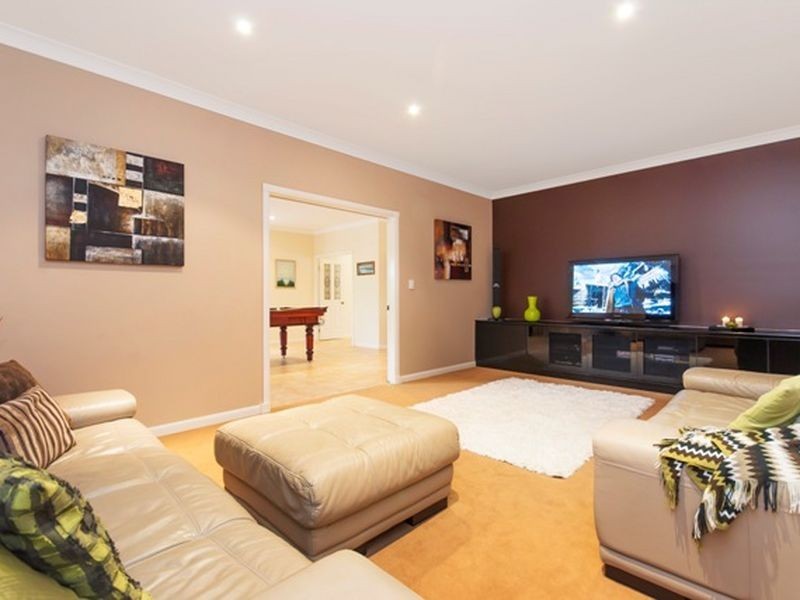 25 Bunya Lakes Court, Bunya QLD 4055