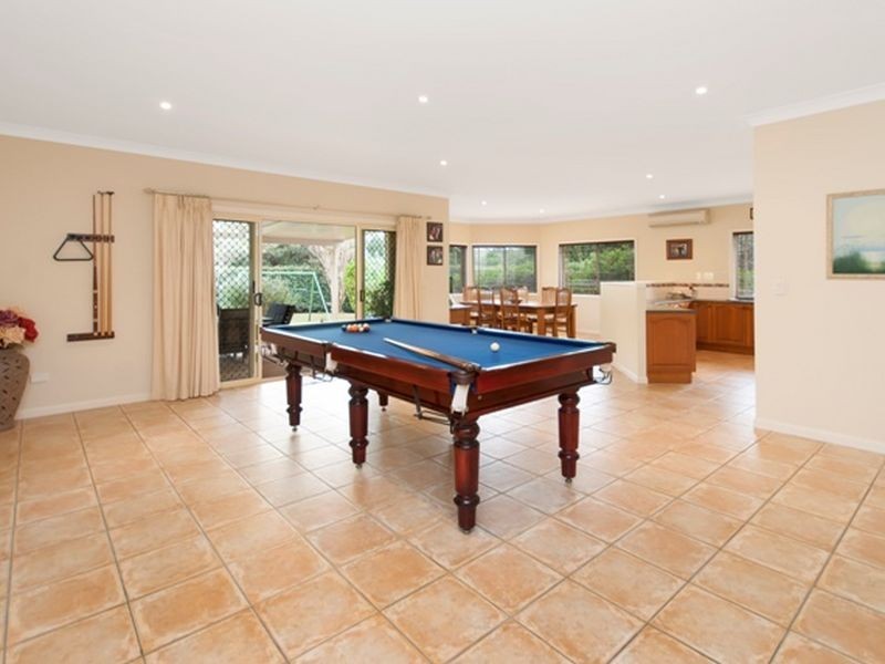 25 Bunya Lakes Court, Bunya QLD 4055