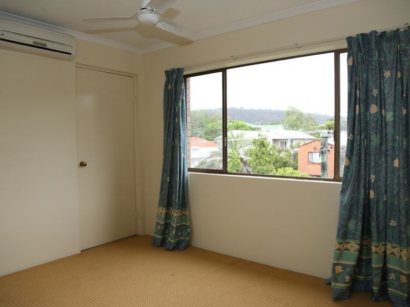 9/18 Vincent Street, Indooroopilly QLD 4068