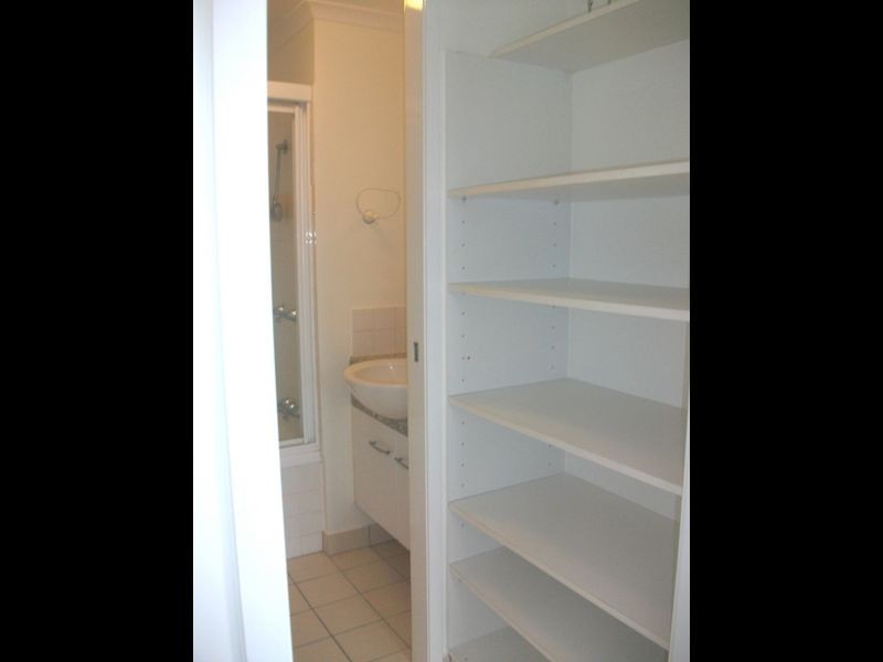 6/36 Lissner Street, Toowong QLD 4066