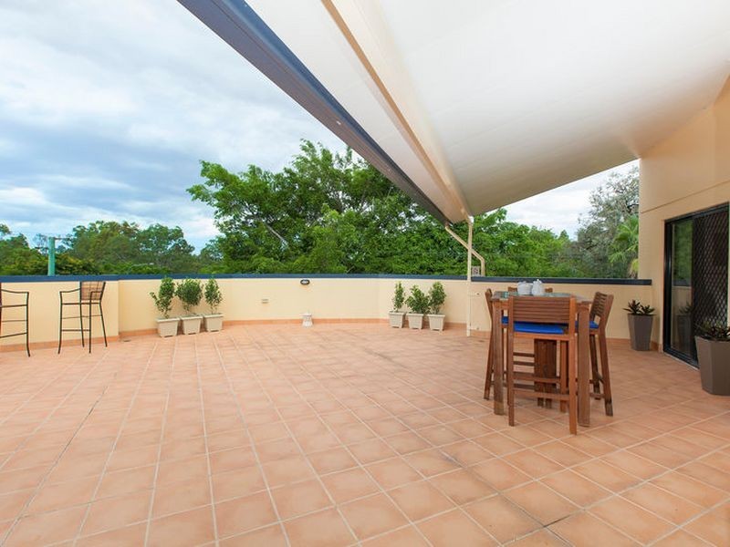 9/117-121 Sir Fred Schonell Drive, St Lucia QLD 4067