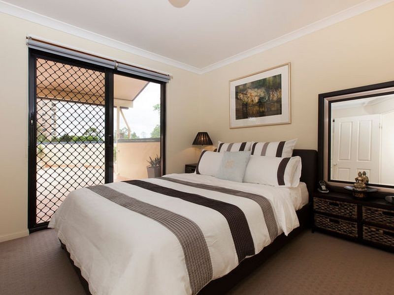 9/117-121 Sir Fred Schonell Drive, St Lucia QLD 4067