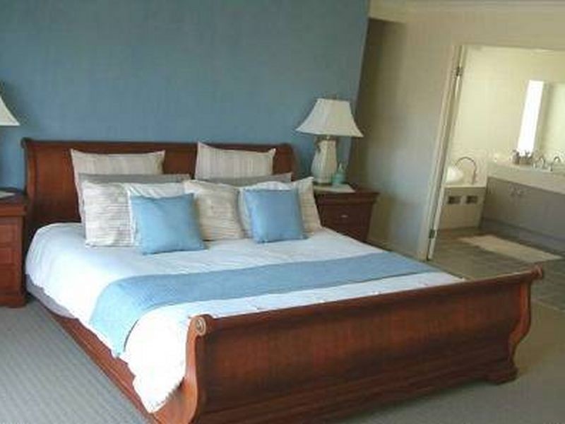 19 Joseph Avenue, Moggill QLD 4070