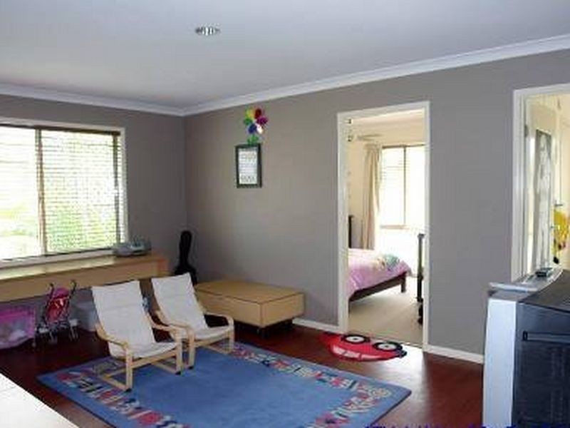 19 Joseph Avenue, Moggill QLD 4070