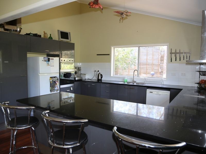 160 Jerrang Street, Indooroopilly QLD 4068