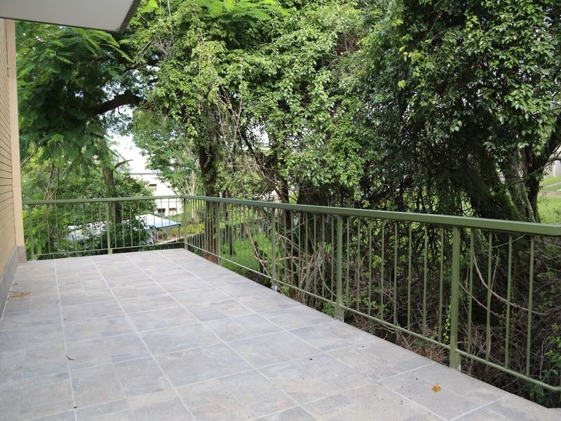 2/11 Frederick Street, Taringa QLD 4068