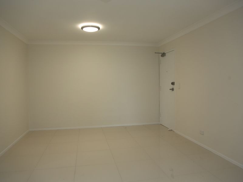 2/11 Frederick Street, Taringa QLD 4068