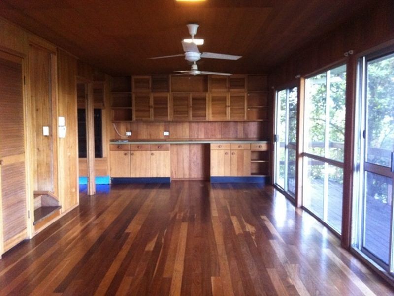 14 Seventh Avenue, St Lucia QLD 4067