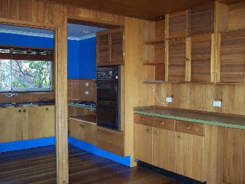 14 Seventh Avenue, St Lucia QLD 4067