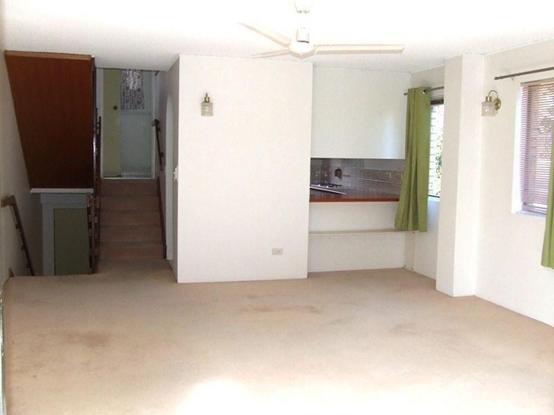 1/54 Durham Street, St Lucia QLD 4067