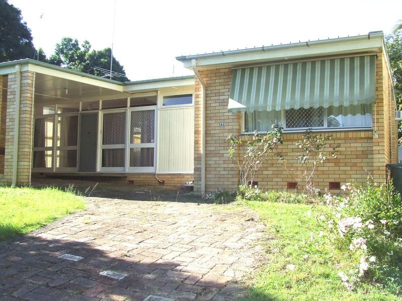42 Alkina Street, Kenmore QLD 4069