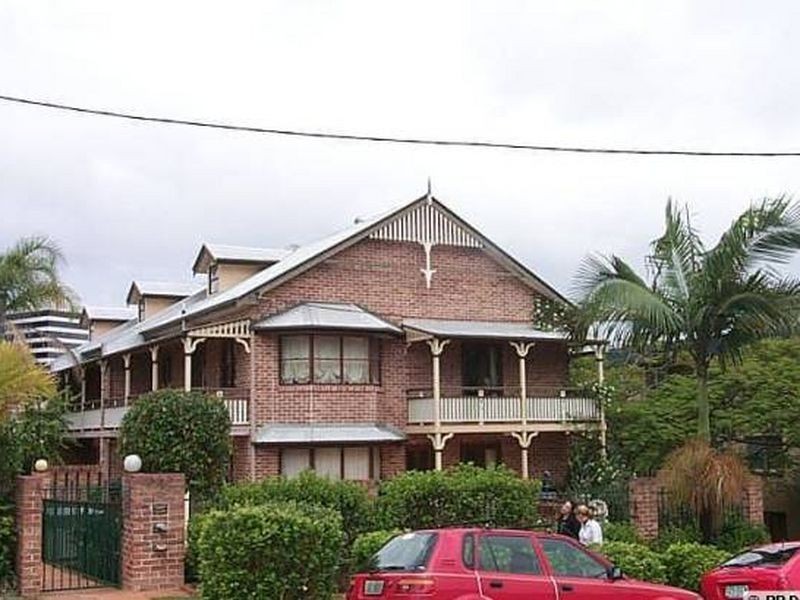 2/26 Gordon Street, Milton QLD 4064