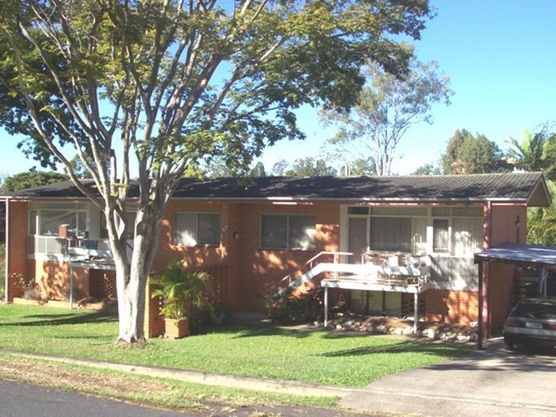 2/47 Newcross Street, Indooroopilly QLD 4068