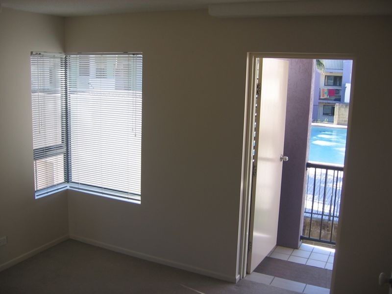 36/7 Landsborough Terrace, Toowong QLD 4066