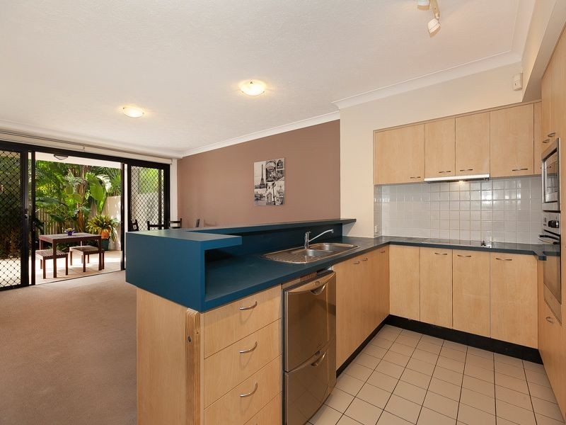 2/60 Sherwood Road, Toowong QLD 4066