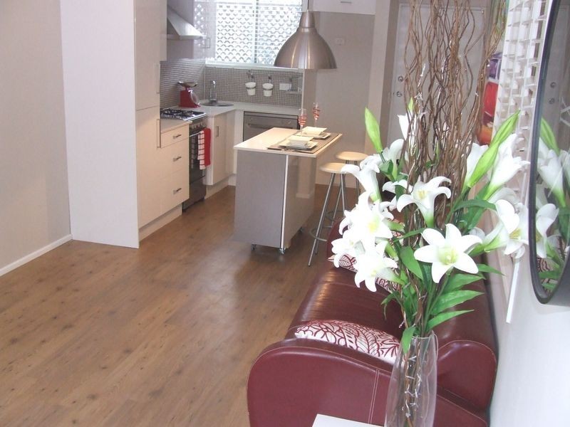 2/39 Waverley Road, Taringa QLD 4068