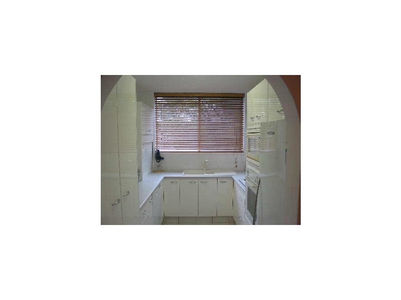 1/117 Clarence Road, Indooroopilly QLD 4068