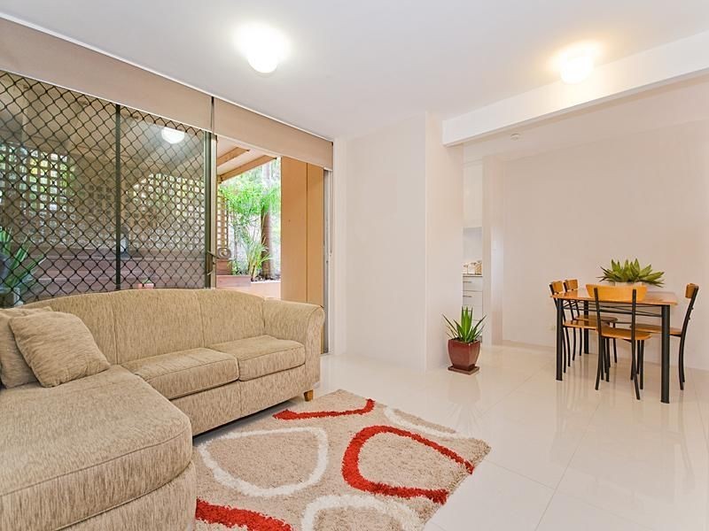 1/34 Elizabeth Street, Toowong QLD 4066