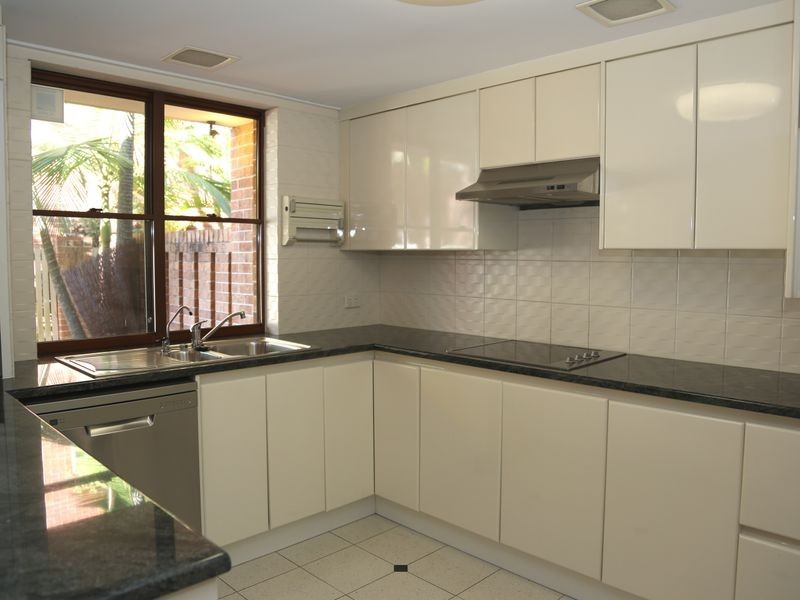 2/26 Gordon Street, Milton QLD 4064