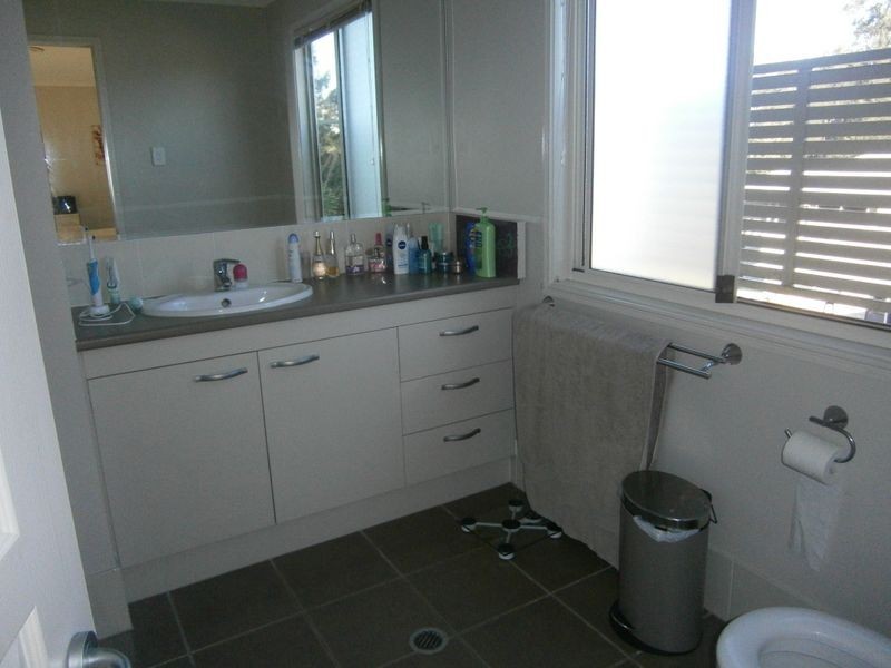 11 Kate Street, Indooroopilly QLD 4068