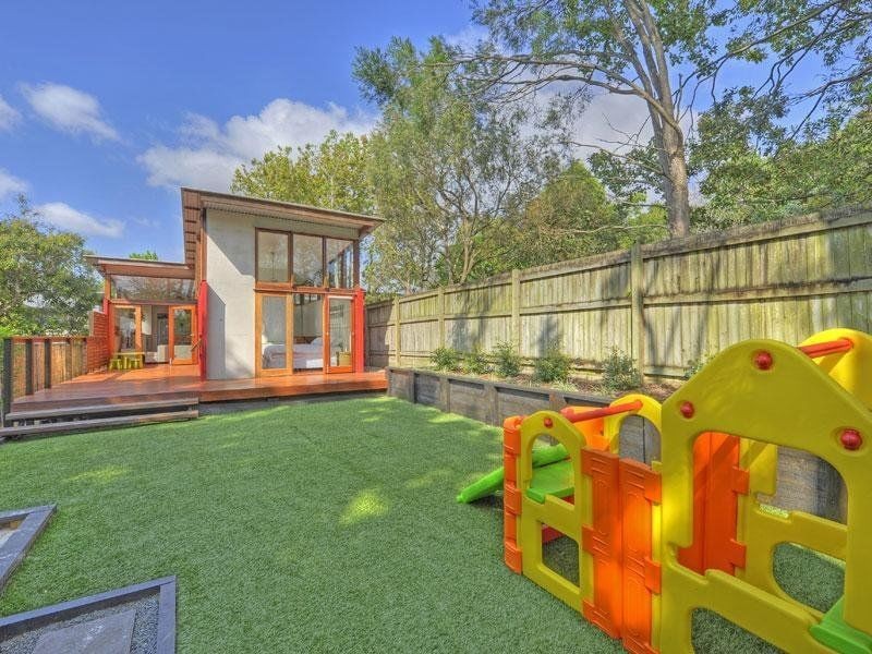 35 Farm Street, Newmarket QLD 4051