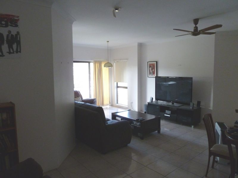 1/30 Armadale Street, St Lucia QLD 4067