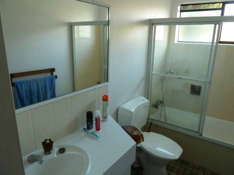 1/30 Armadale Street, St Lucia QLD 4067