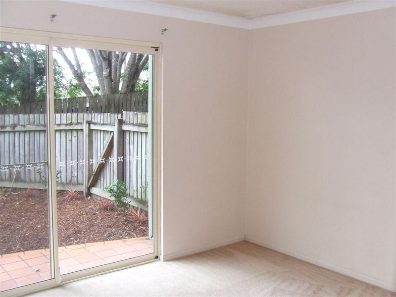 1/72 Waverley Road, Taringa QLD 4068