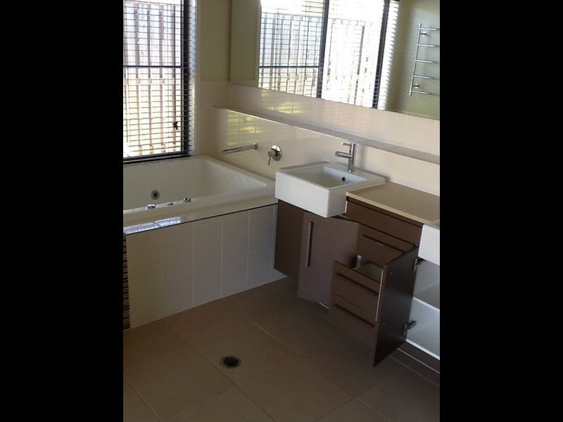 51 Paperbark Circuit, Moggill QLD 4070