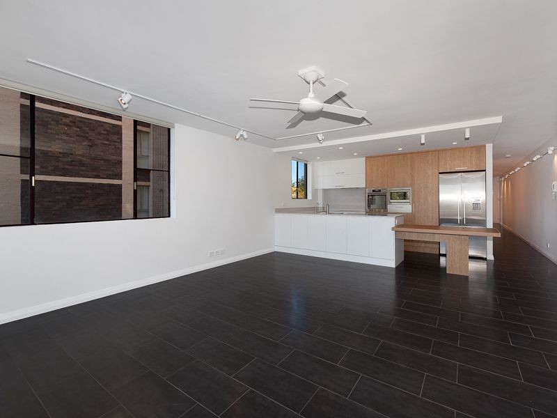 6/32 Sandford Street, St Lucia QLD 4067
