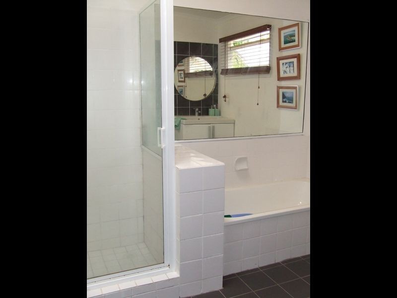 61 Gilruth Road, Kenmore QLD 4069
