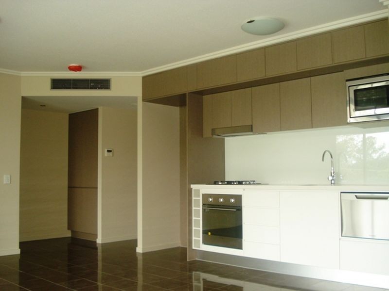 3/74 Dengate Lane, St Lucia QLD 4067
